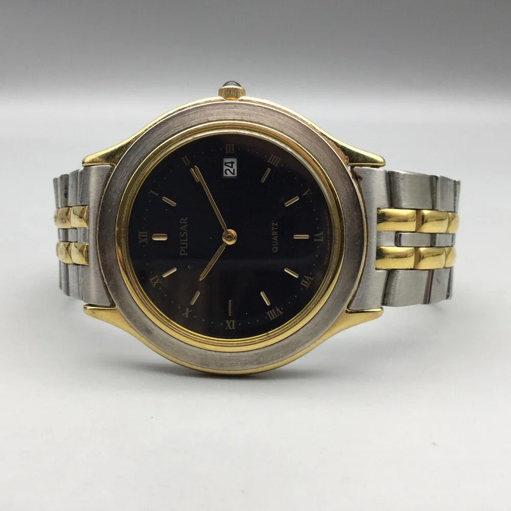 Pulsar Mens Watch 36mm Black Dial Two Tone Steel Date V729-6A00 New Battery 7